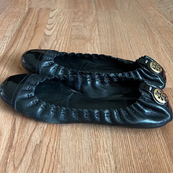 Tory Burch Abbey Mestico Patent Flats - Picture 4 of 9